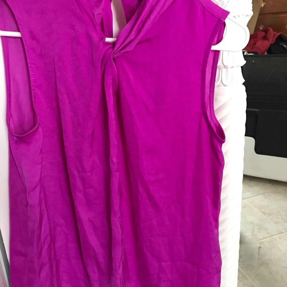 Banana Republic bright sleeveless top